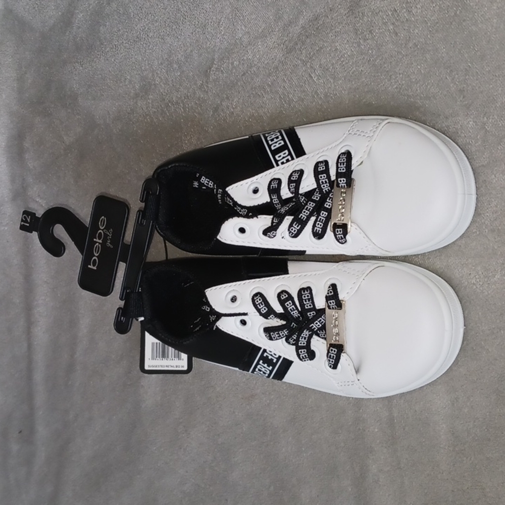 Girl bebe sneakers